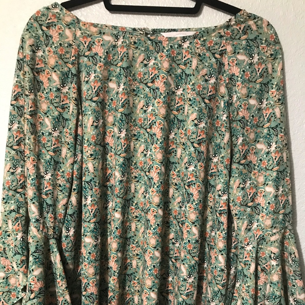 Lauren Conrad floral print blouse